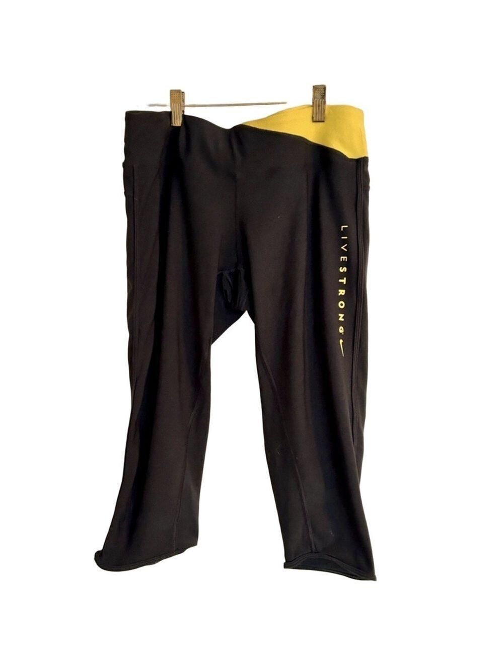 Nike Livestrong Dri-Fit Capri Leggings, Size L, Black/Yellow